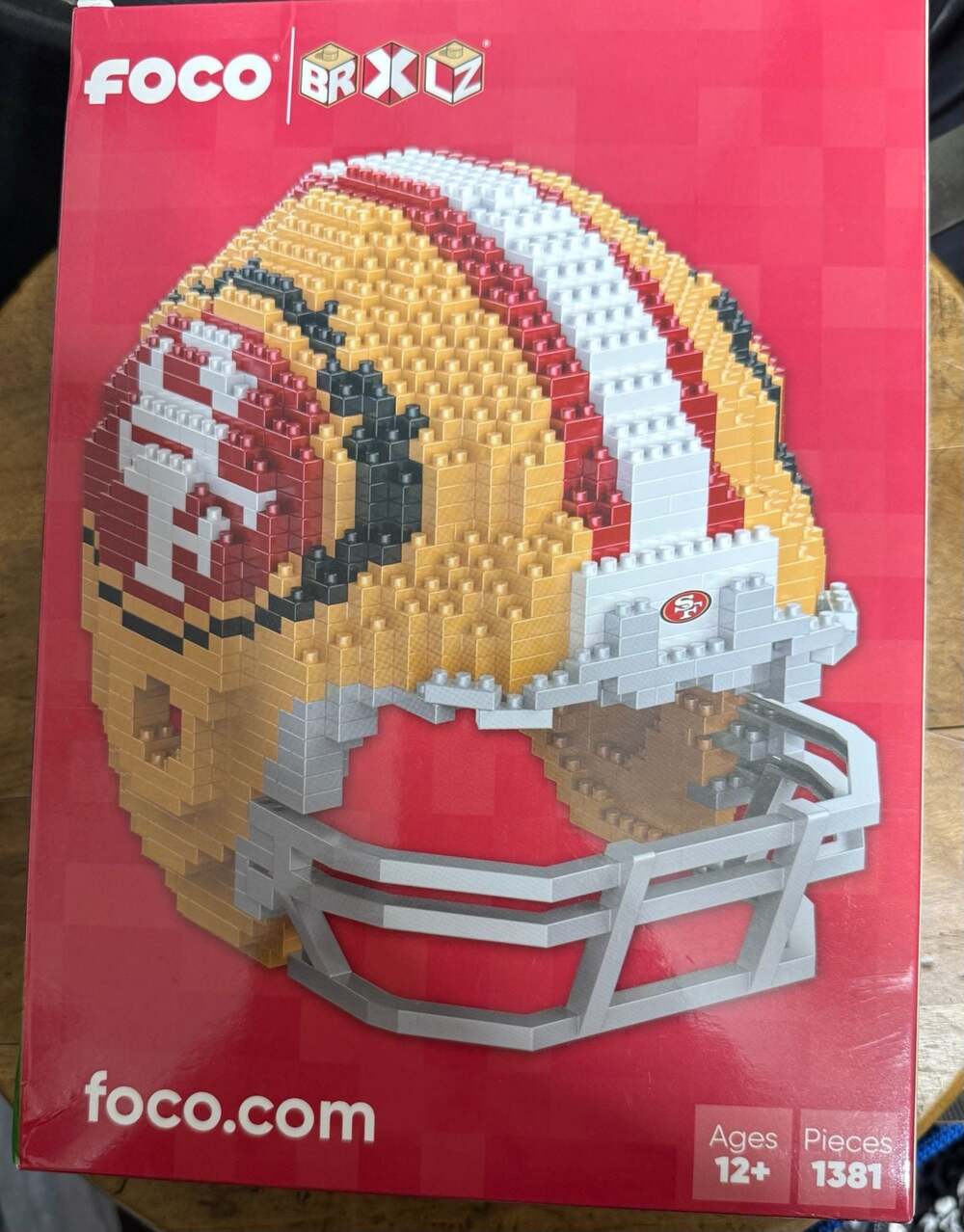 FOCO San Francisco 49ers NFL BRXLZ Helmet Building Set